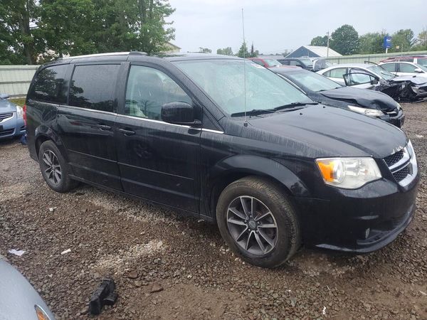 2017 DODGE GRAND CARAVAN SXT