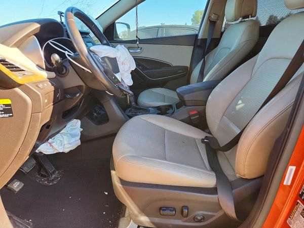 2014 HYUNDAI SANTA FE GLS — DENT