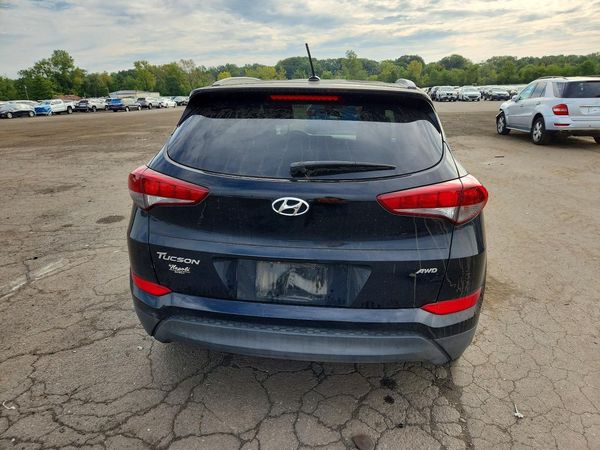 2016 HYUNDAI TUCSON