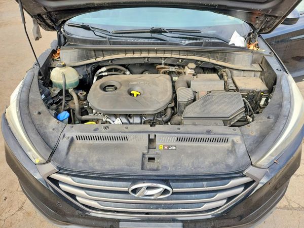2016 HYUNDAI TUCSON
