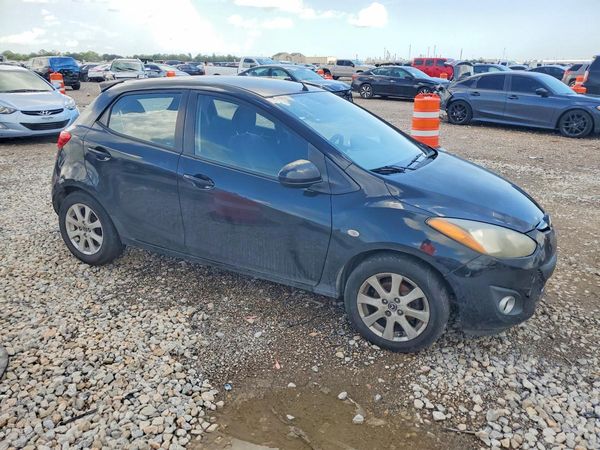 2014 MAZDA 2 Touring/GS — Passenger 3/4
