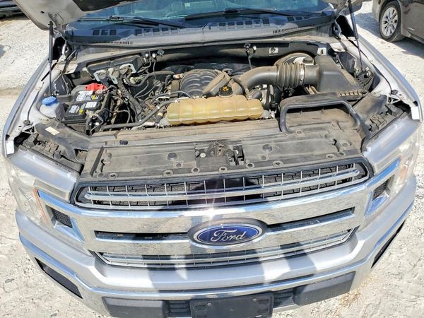 2019 FORD F150 — Engine bay