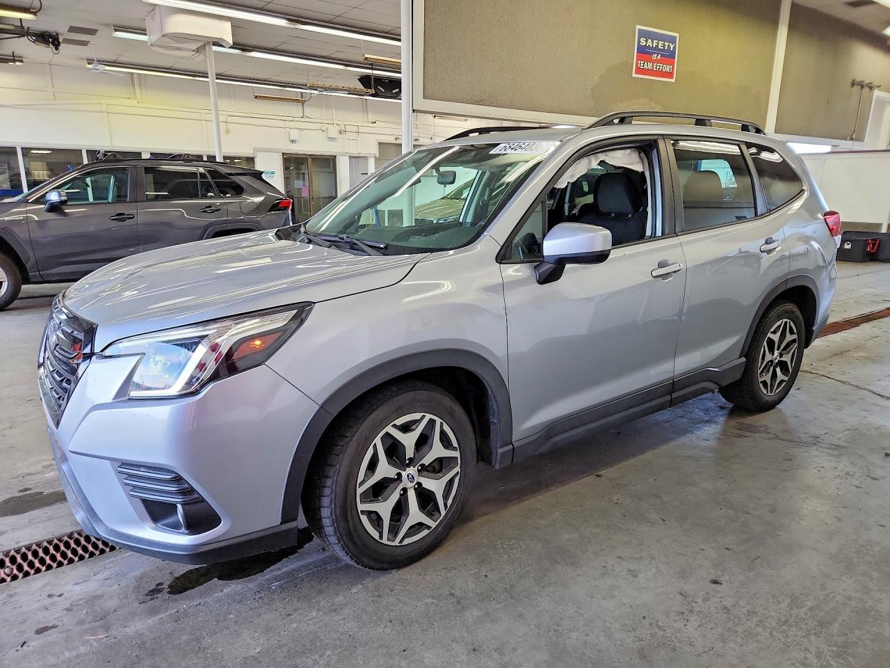 2023 SUBARU FORESTER Premium ES, SMART