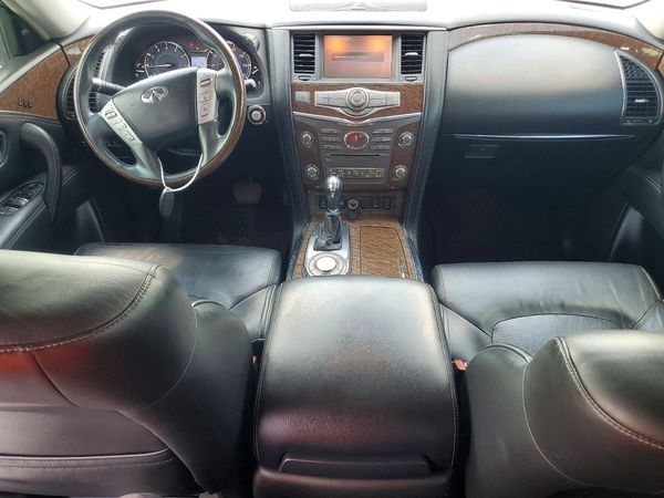 2017 INFINITI QX80