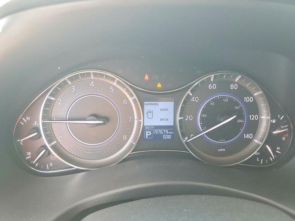 2017 INFINITI QX80