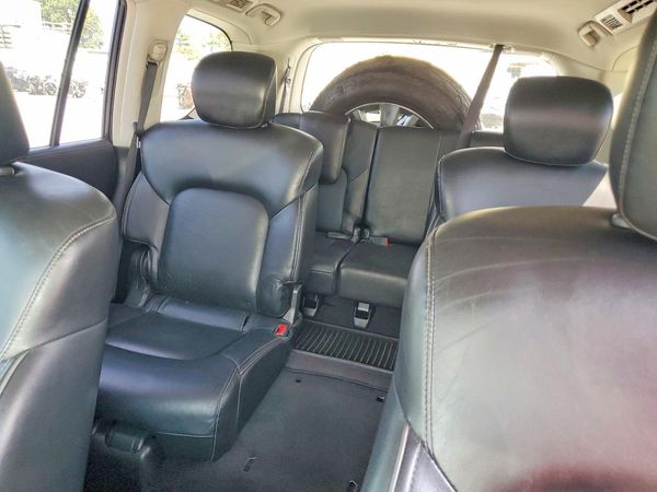 2017 INFINITI QX80