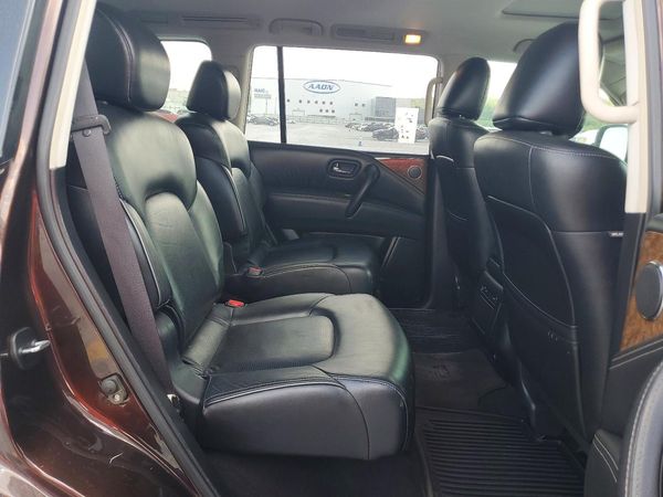 2017 INFINITI QX80