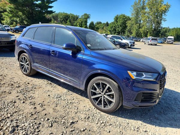 2020 AUDI Q7 quattro Premium Plus