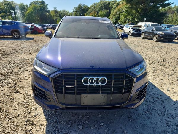 2020 AUDI Q7 quattro Premium Plus