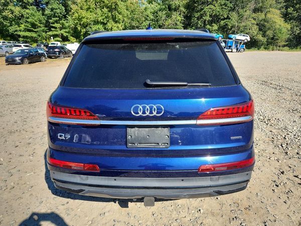2020 AUDI Q7 quattro Premium Plus