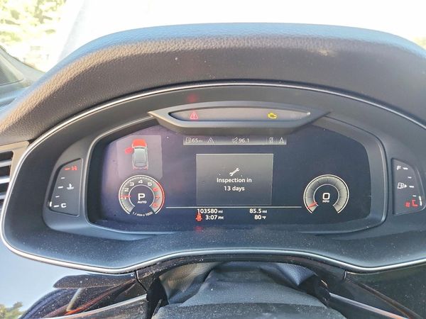 2020 AUDI Q7 quattro Premium Plus
