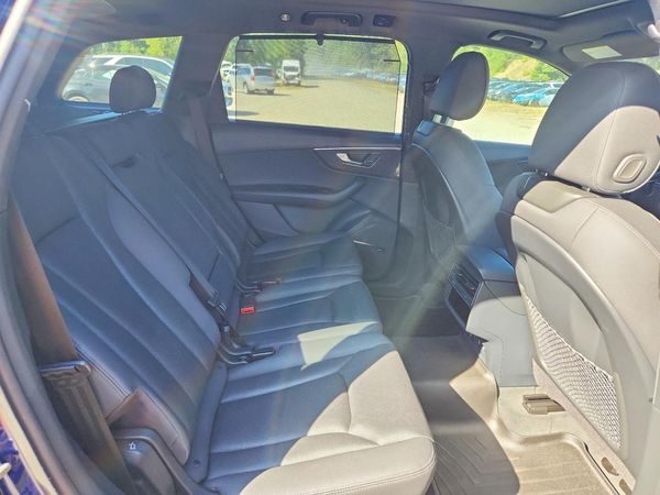 2020 AUDI Q7 quattro Premium Plus