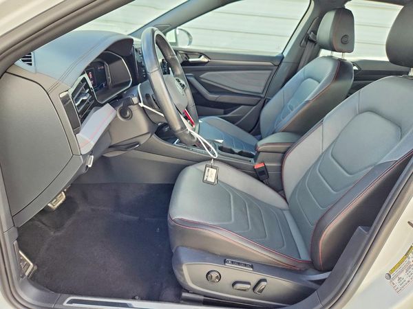 2025 VOLKSWAGEN JETTA Autobahn — DENT