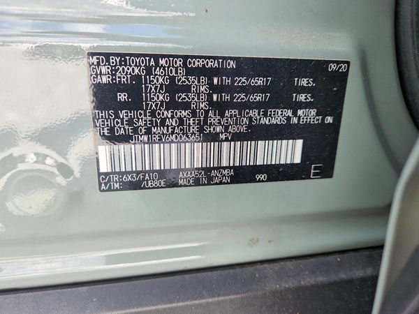 2021 TOYOTA RAV4 XLE