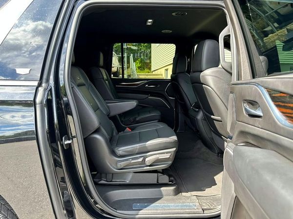 2024 CADILLAC ESCALADE Luxury