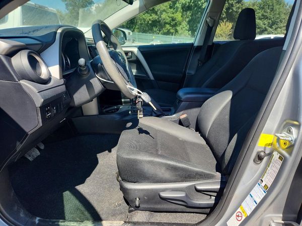 2016 TOYOTA RAV4 LE (X Grade) — DENT