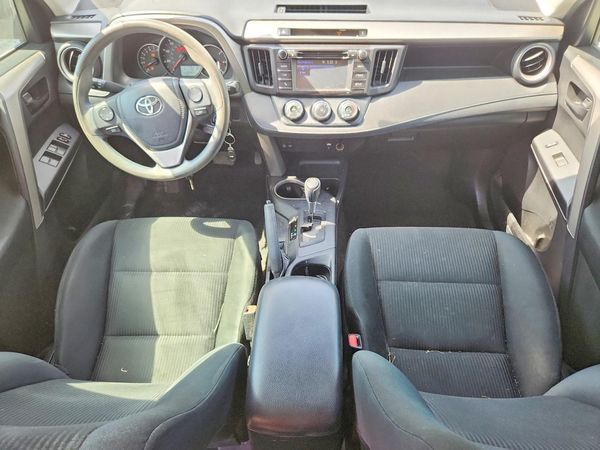 2016 TOYOTA RAV4 LE (X Grade) — CKPT
