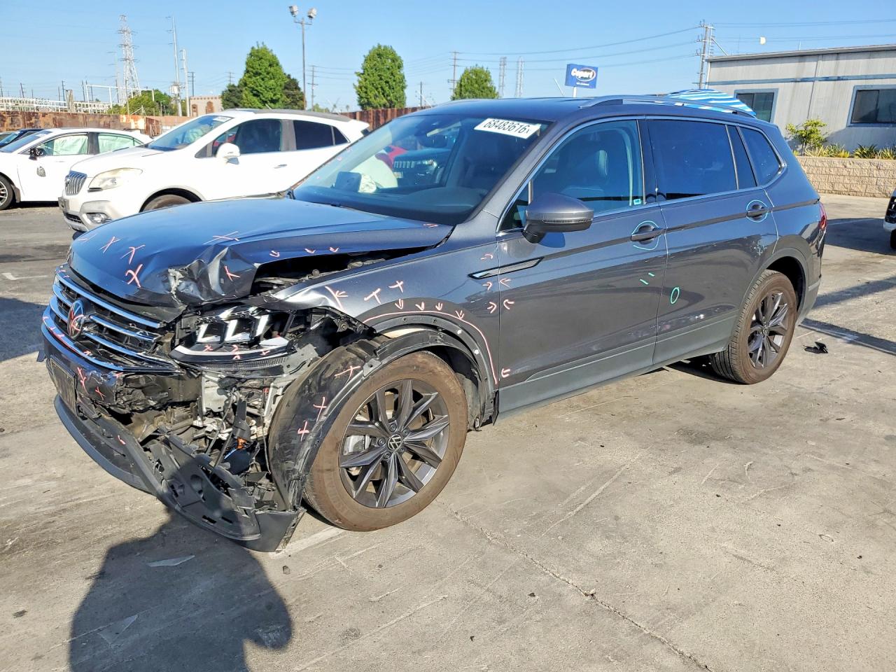2023 VOLKSWAGEN TIGUAN SE