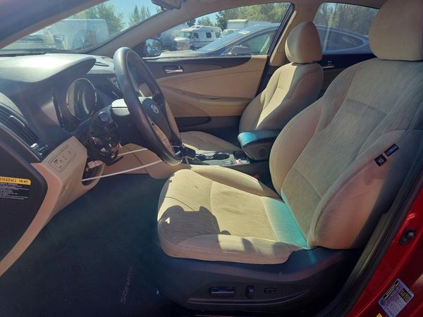 2013 HYUNDAI SONATA GLS/ GLS Popular