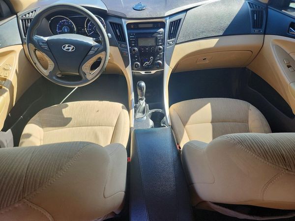 2013 HYUNDAI SONATA GLS/ GLS Popular