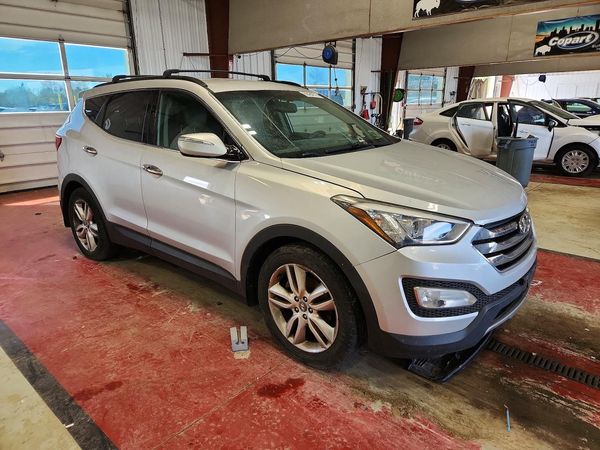 2013 HYUNDAI SANTA FE — Passenger 3/4