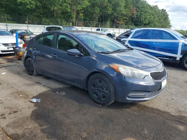 2016 KIA FORTE GL (Middle-Low Grade)