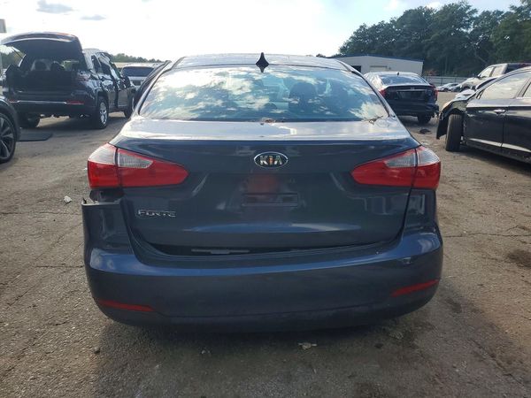 2016 KIA FORTE GL (Middle-Low Grade)