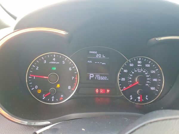 2016 KIA FORTE GL (Middle-Low Grade)
