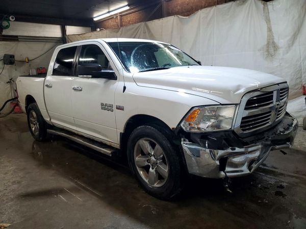 2014 RAM 1500 SLT