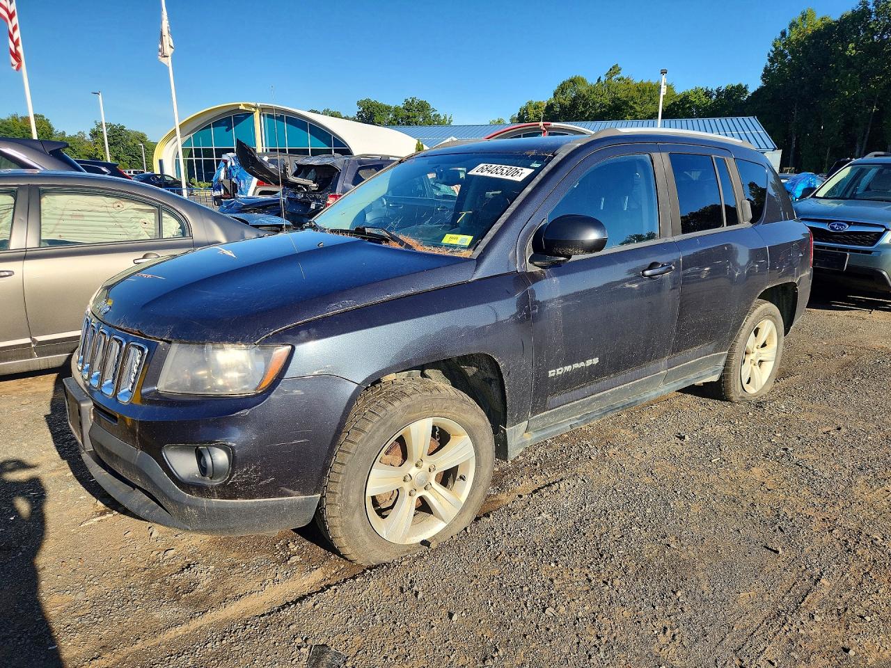 2016 JEEP COMPASS Latitude — Front 3/4