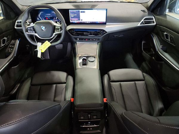 2026 BMW 330XI xDrive