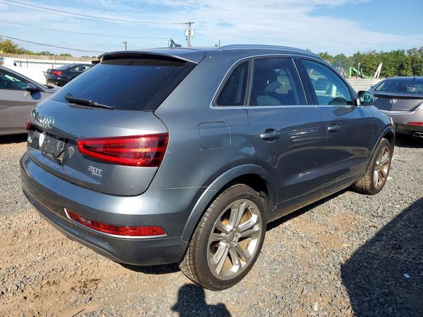 2015 AUDI Q3