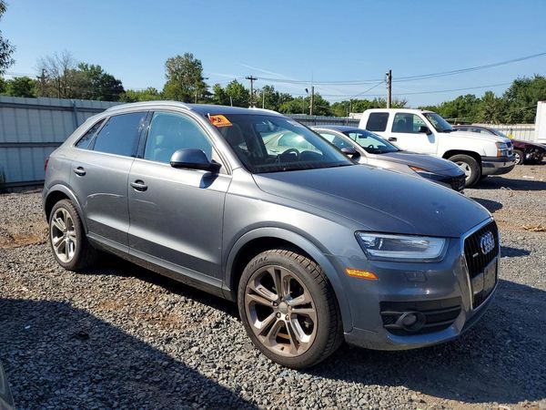 2015 AUDI Q3