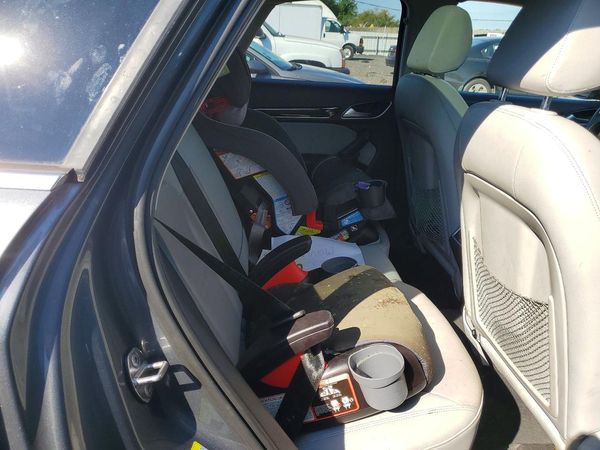 2015 AUDI Q3