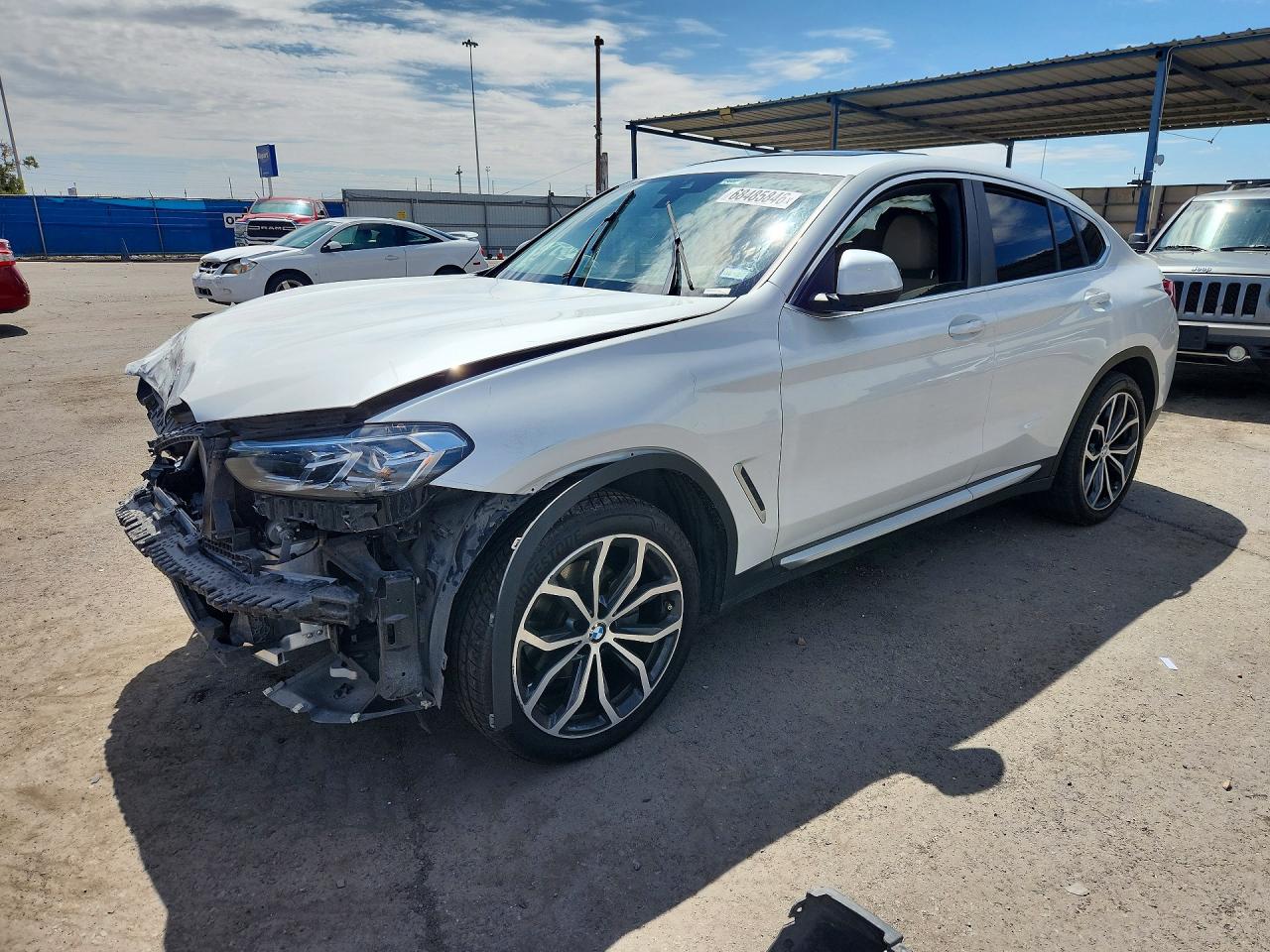 2025 BMW X4 xDrive 30i — Front 3/4
