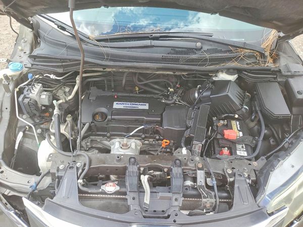 2015 HONDA CRV EX-L — Engine bay