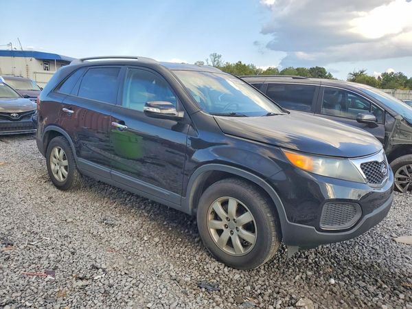 2013 KIA SORENTO Base / LX