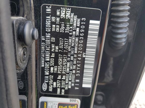 2013 KIA SORENTO Base / LX