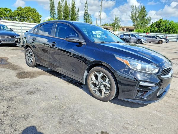 2021 KIA FORTE FE, LXS