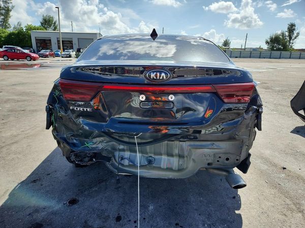 2021 KIA FORTE FE, LXS