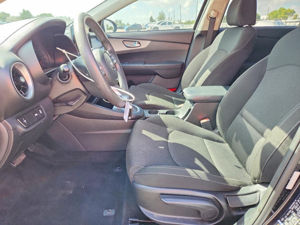 2021 KIA FORTE FE, LXS