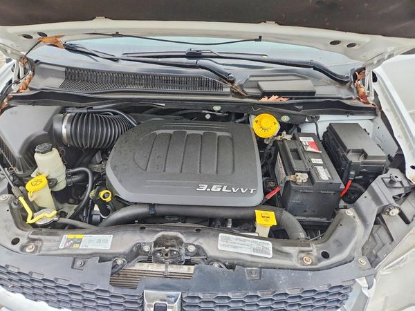 2016 DODGE GRAND CARAVAN SE