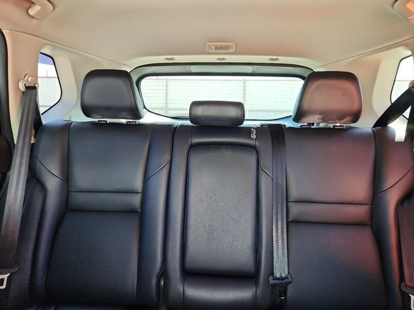 2023 NISSAN ROGUE SL — SUVN