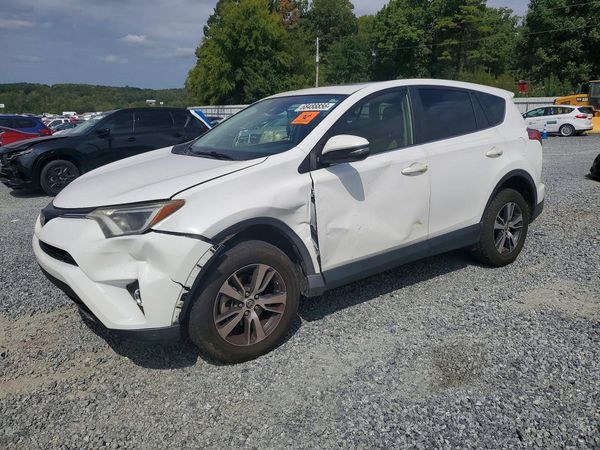 2018 TOYOTA RAV4 — DSFA — Front 3/4