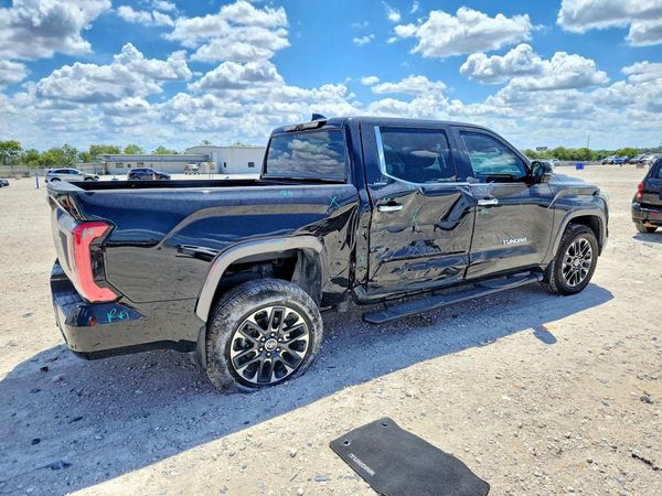 2024 TOYOTA TUNDRA