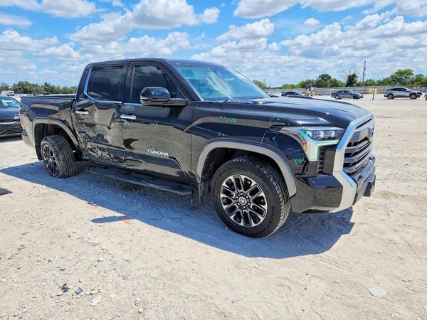2024 TOYOTA TUNDRA