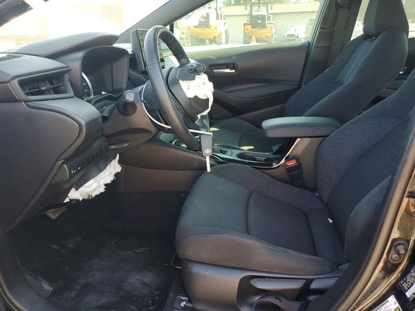 2021 TOYOTA COROLLA SE, CVT — DENT