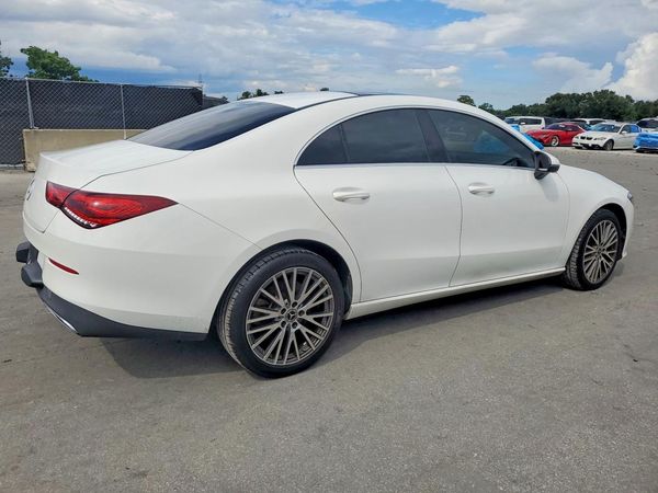 2020 MERCEDES-BENZ CLA