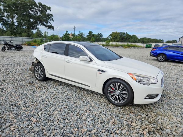 2016 KIA K900 Premium