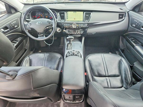 2016 KIA K900 Premium